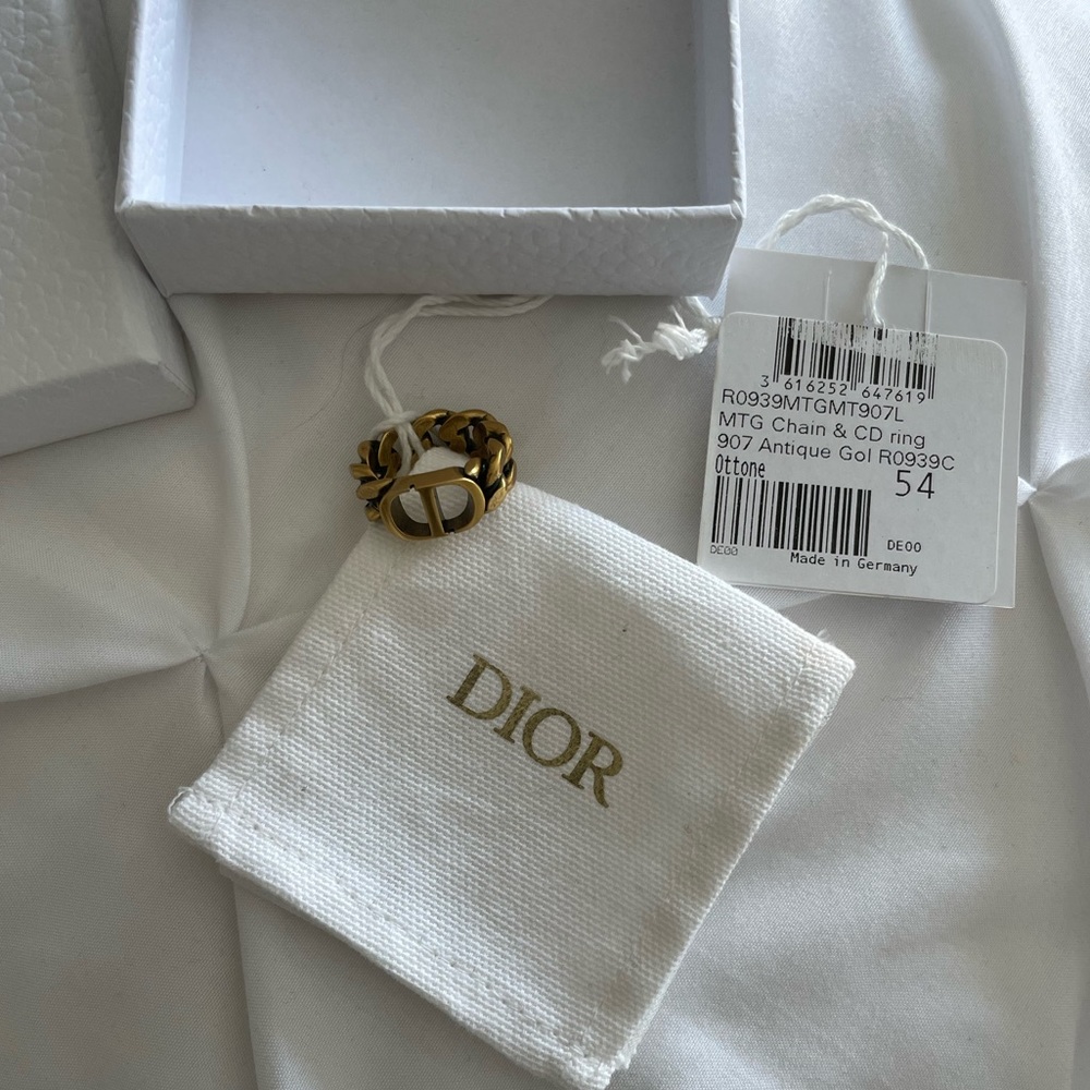 Dior 30 Montaigne Ring